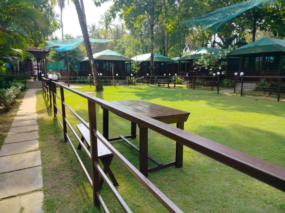 Club Palolem Resort Exterior photo