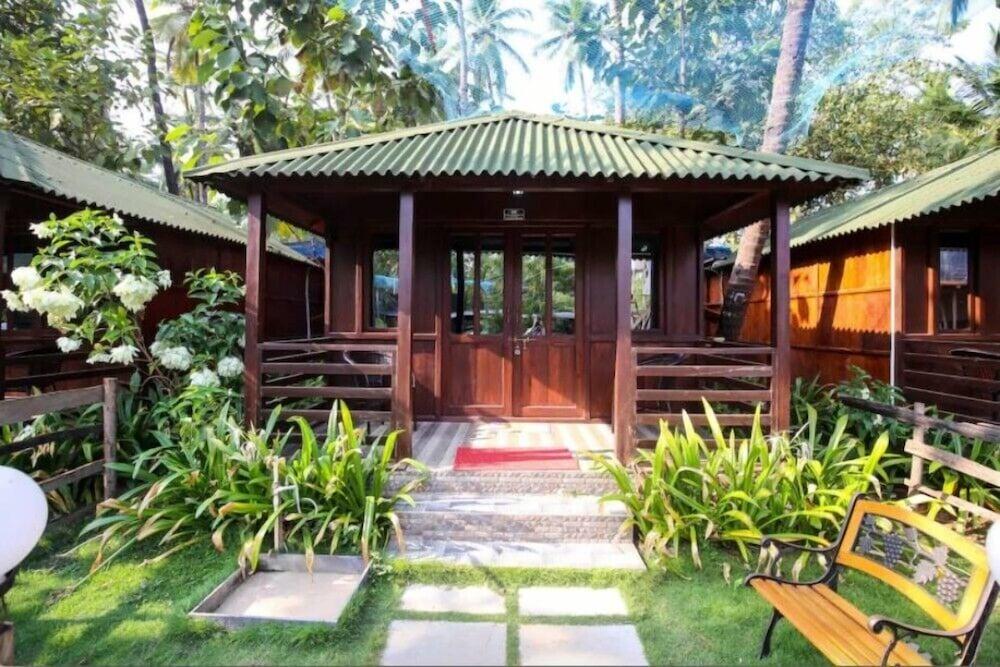 Club Palolem Resort Exterior photo