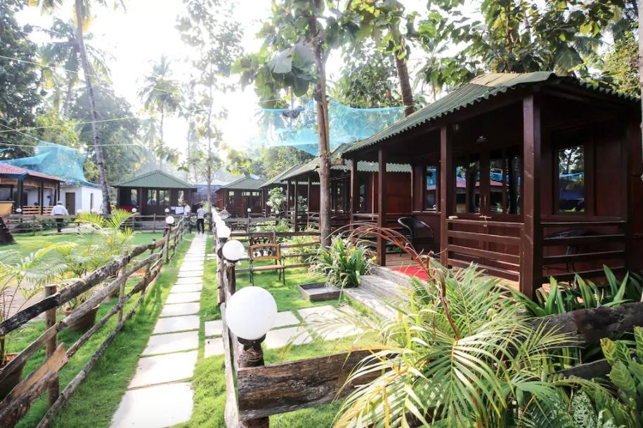 Club Palolem Resort Exterior photo